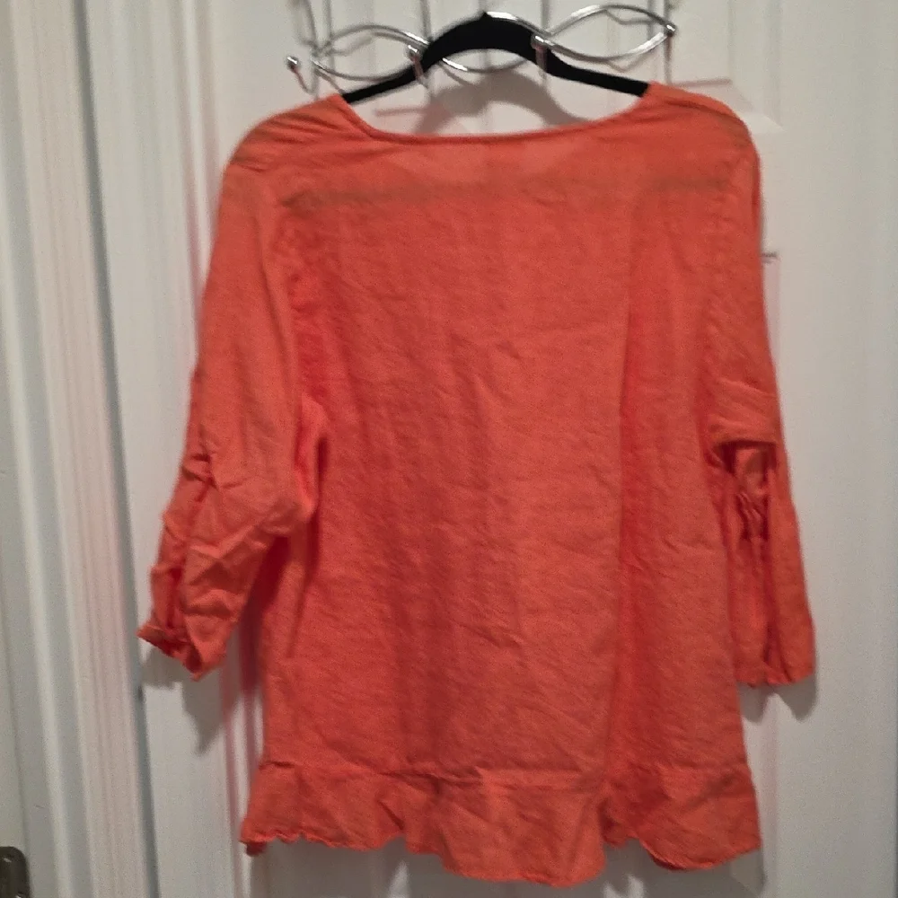 Match Point USA 100% Linen Ruffle Bottom Top - Picture 5 of 15